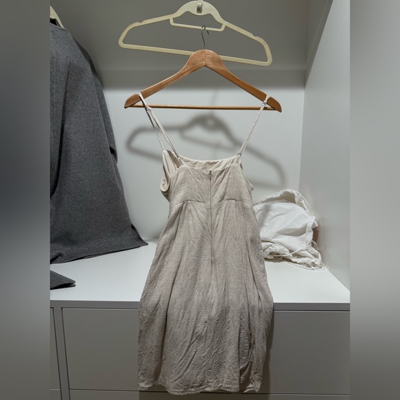 Elegant beige linen Sleeveless Dress - Picture 5 of 5